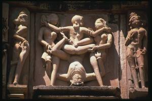 Индийская эротическая скульптура